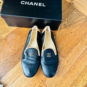 Chanel Black and Cream Leather Loafers